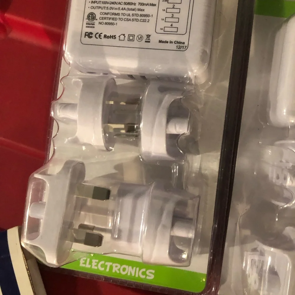 Universal Travel Adapter Plug - White